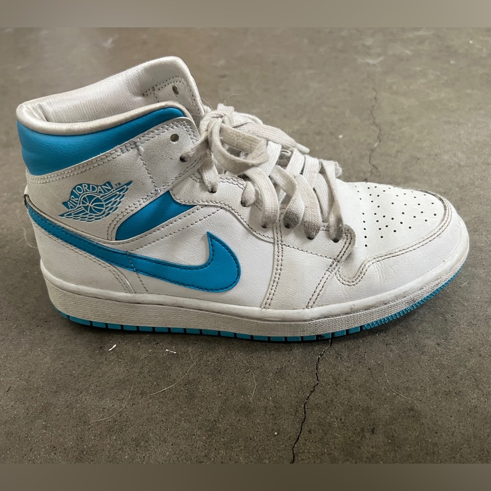 (WMNS) Air Jordan 1 Mid 'UNC'